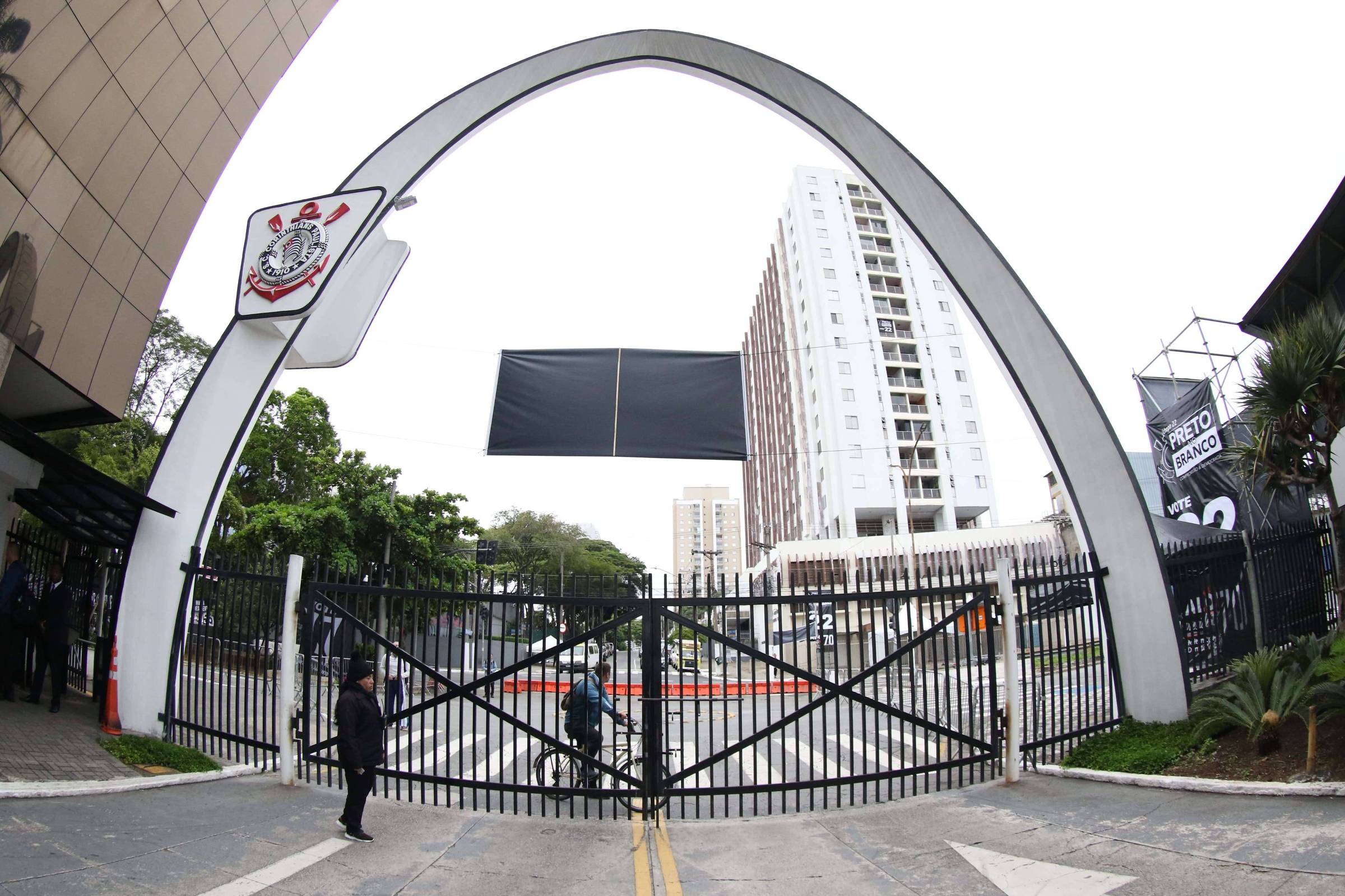 Mello Araújo diz que clubes que aderirem a projeto sobre esporte poderão abater dívidas com município de SP