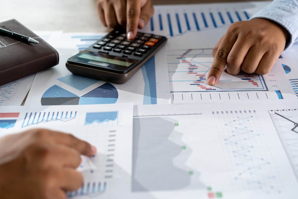 Juíza exclui ISS da base do PIS/Cofins e permite compensação com CBS