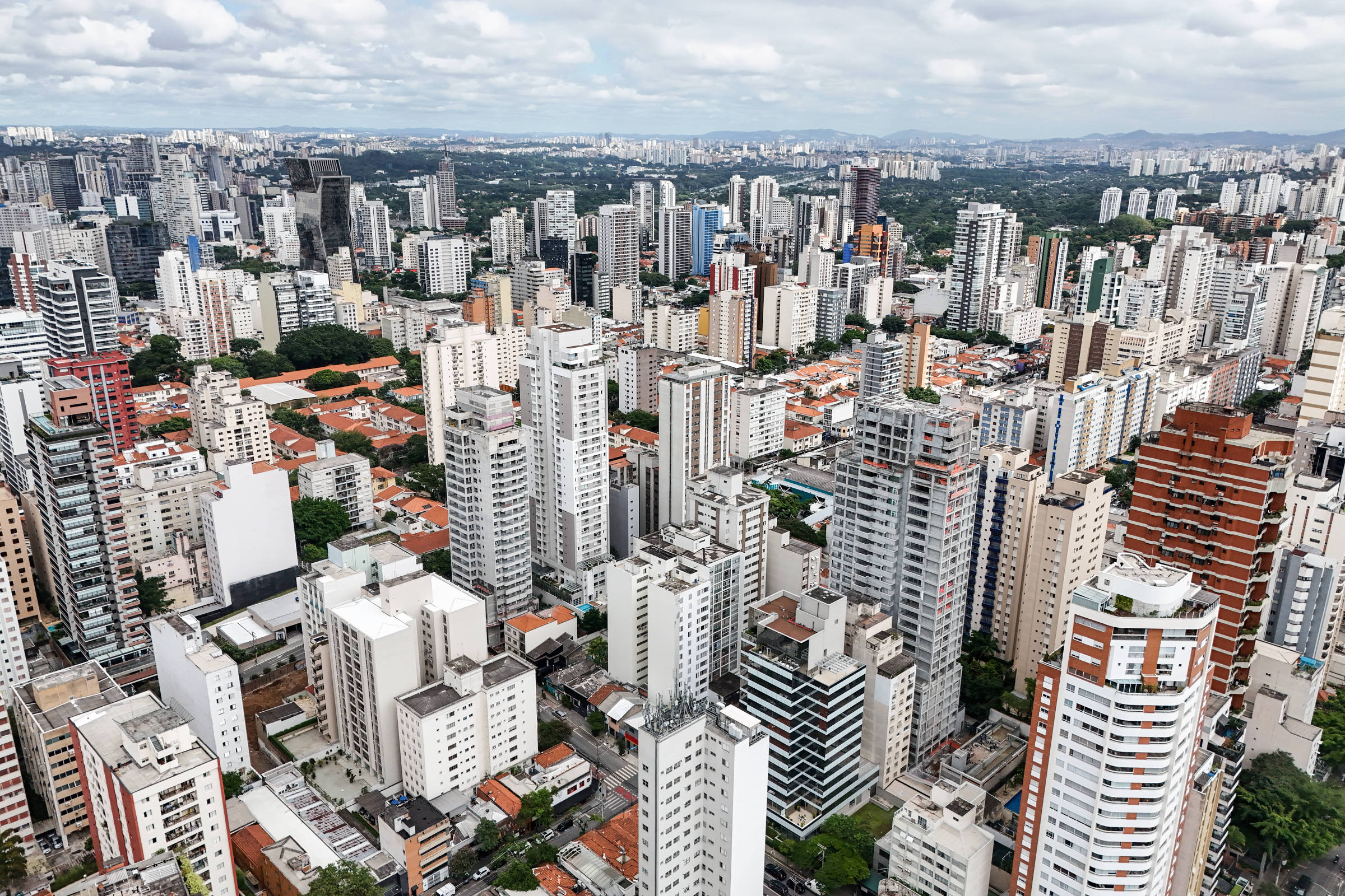 Regulamento da reforma tributária define quando pessoa física pagará imposto sobre venda e locação de imóveis